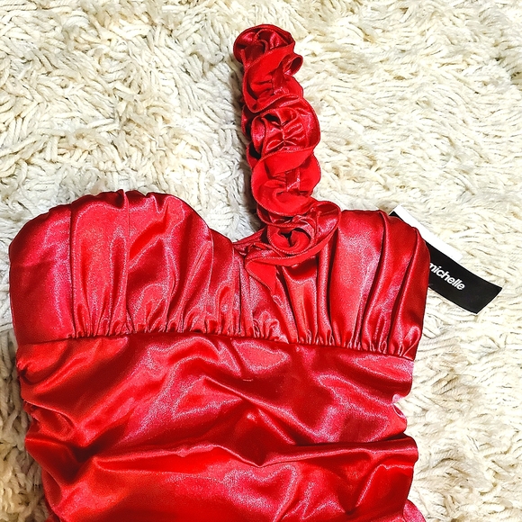 *NEW* My Michelle Juniors' One Strap Dress - Picture 4 of 12